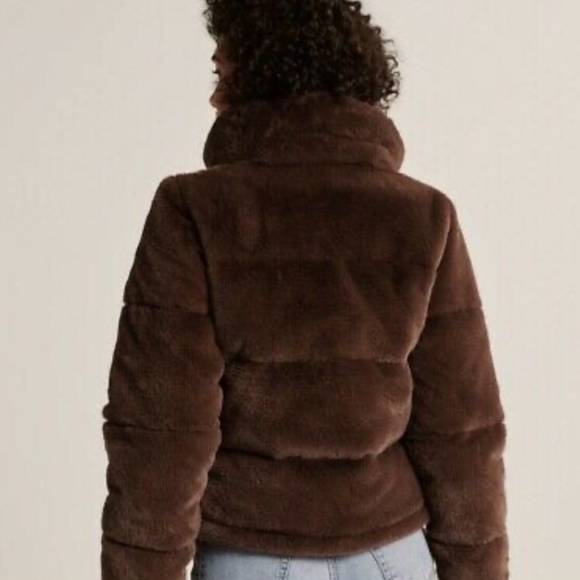 COPY - A&F Faux Fur Mini Puffer - Picture 2 of 6